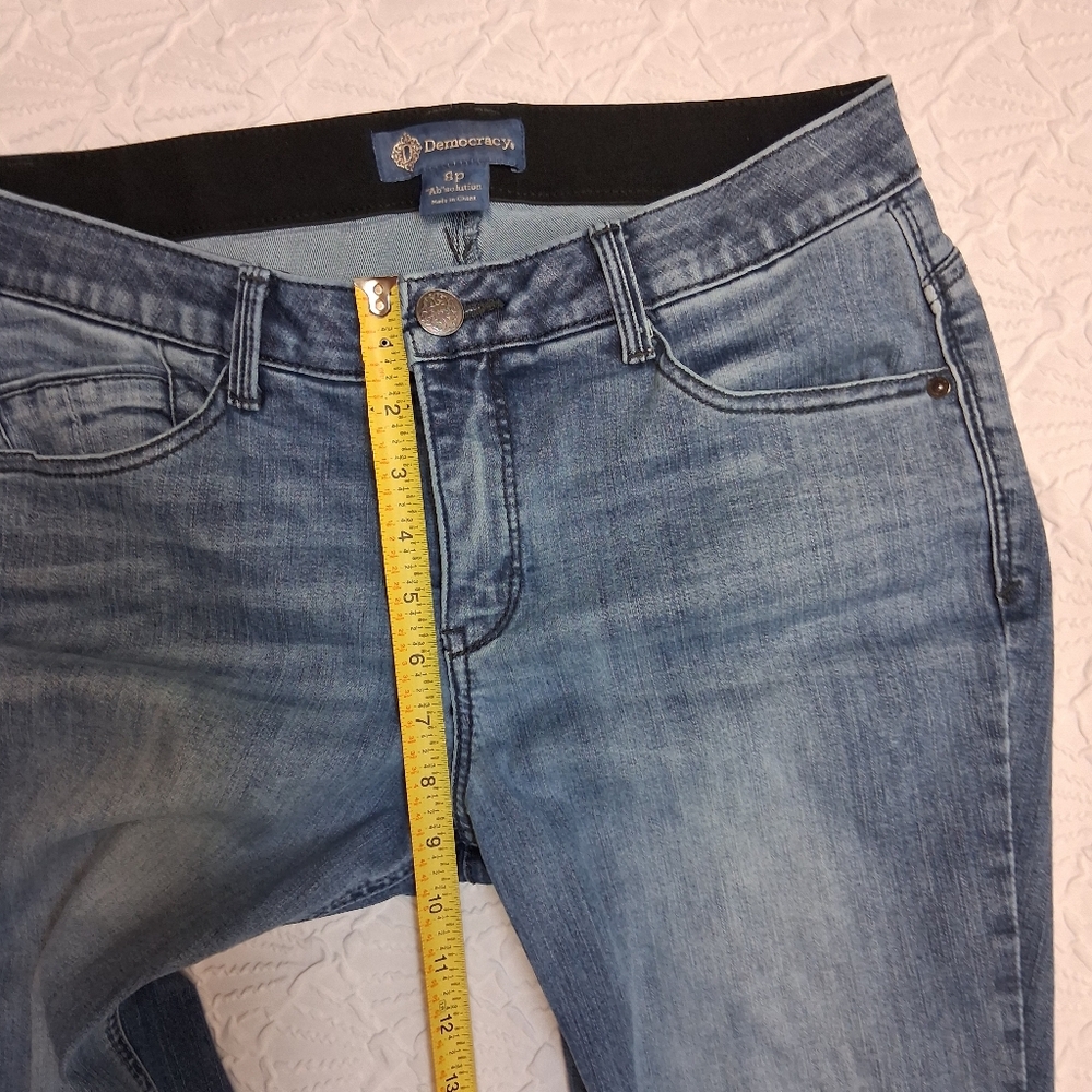 Democracy Cropped Blue Jeans Size 8p - Picture 11 of 16
